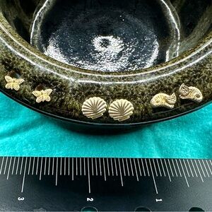 Set of 3: 14 karat gold stud earrings - butterfly, shell, and cat